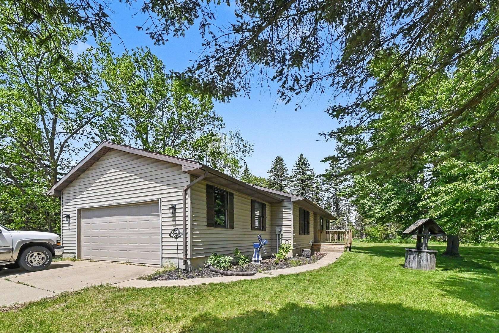 1.9 Acres of Land with Home for Sale in Eaton Rapids, Michigan