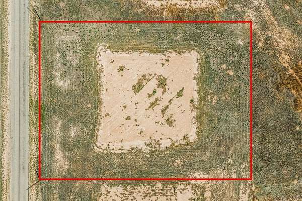 1.2 Acres of Residential Land for Sale in Seminole, Texas
