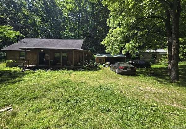 11 Acres of Recreational Land with Home for Sale in Mountain View, Arkansas