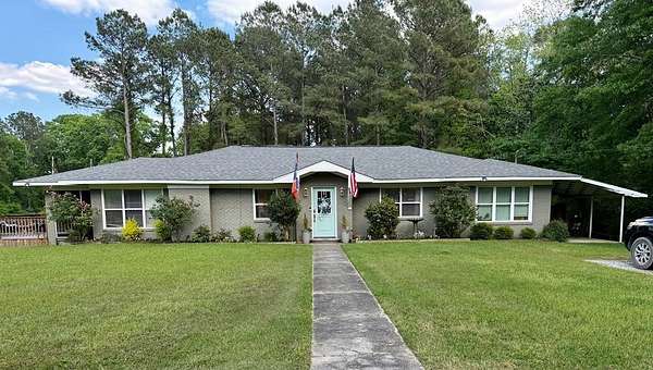 9.68 Acres of Land with Home for Sale in Laurel, Mississippi