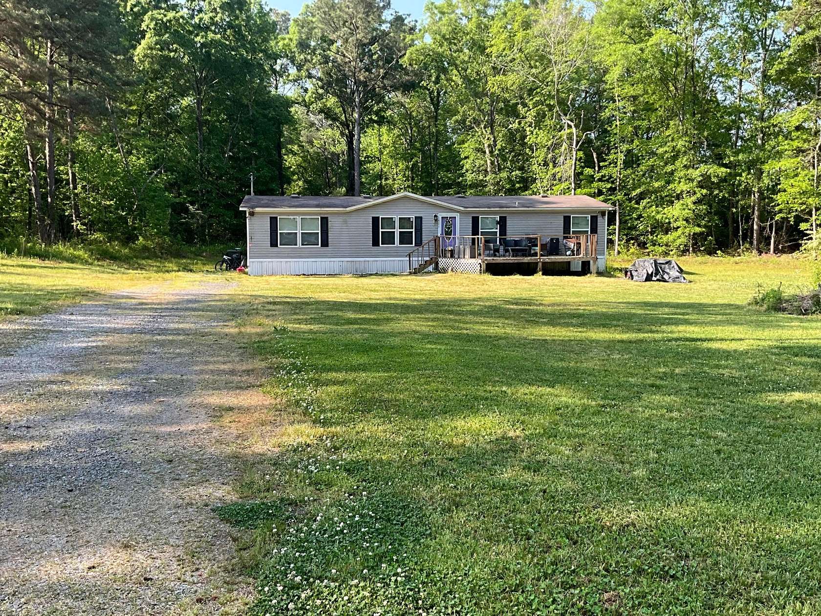 2.5 Acres of Land with Home for Sale in Jasper, Alabama