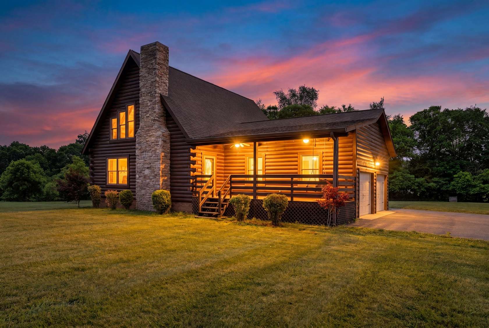 11.2 Acres of Land with Home for Sale in Ashland City, Tennessee