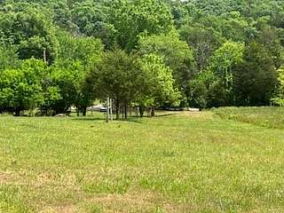 5.88 Acres of Land for Sale in Hartsville, Tennessee