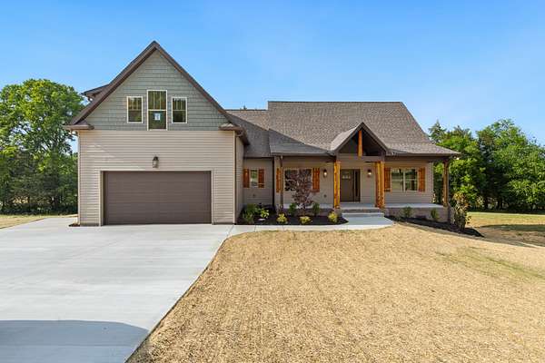 1.85 Acres of Land with Home for Sale in Lebanon, Tennessee