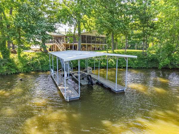 9.4 Acres of Land with Home for Sale in Ashland City, Tennessee