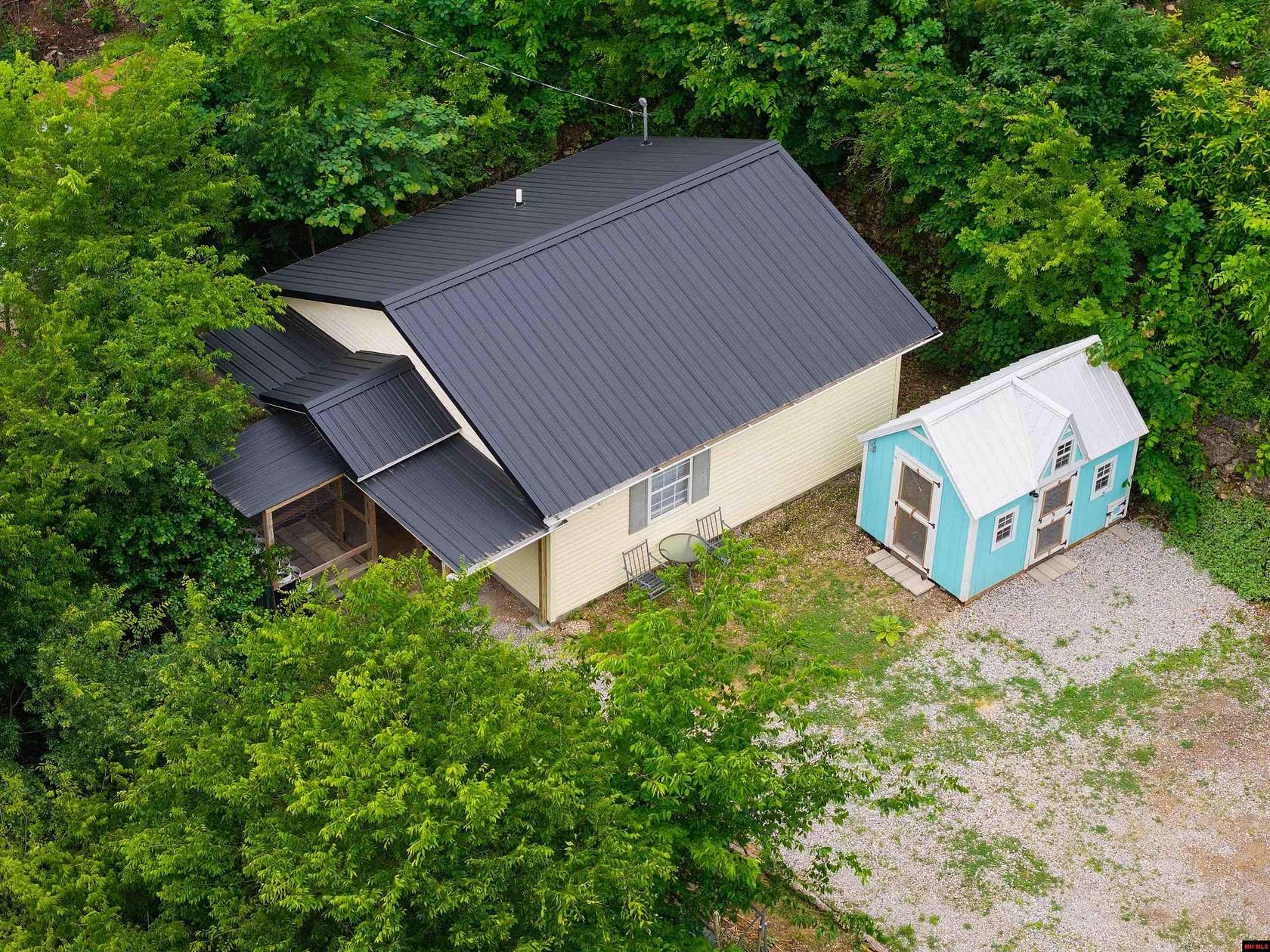 8.64 Acres of Land with Home for Sale in Mountain Home, Arkansas