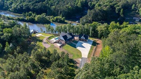7 Acres of Land with Home for Sale in Hamilton, Georgia