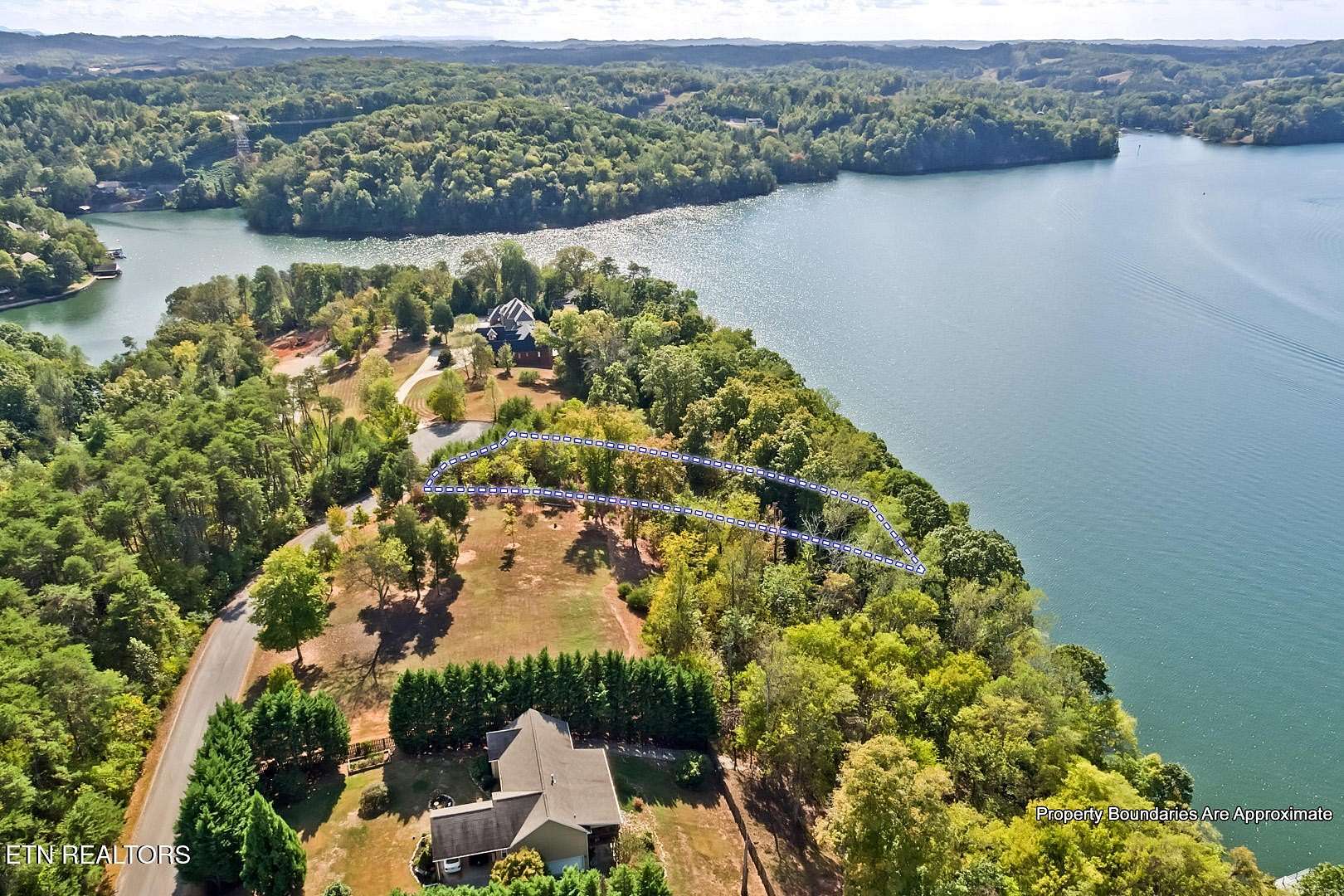 1 Acre of Residential Land for Sale in Friendsville, Tennessee