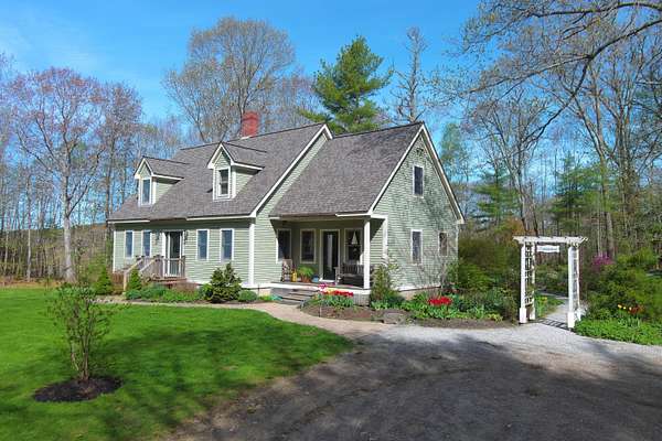 2 Acres of Land with Home for Sale in Nobleboro, Maine
