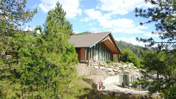 105 Acres of Land with Home for Sale in Nine Mile Falls, Washington