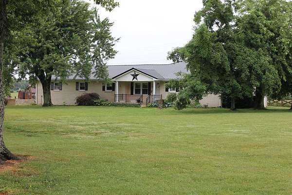 4 Acres of Land with Home for Sale in Lewisburg, Kentucky