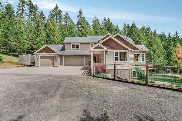 6.26 Acres of Land with Home for Sale in Veneta, Oregon