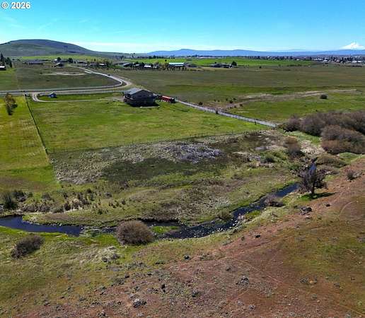 5 Acres of Land with Home for Sale in Goldendale, Washington