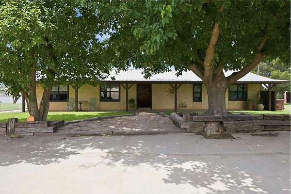 2.1 Acres of Land with Home for Sale in Colorado City, Texas