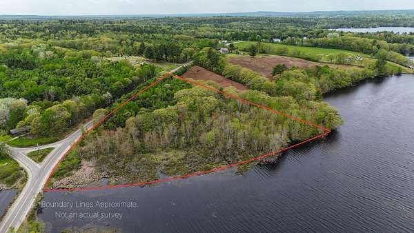 3 Acres of Residential Land for Sale in Jefferson, Maine