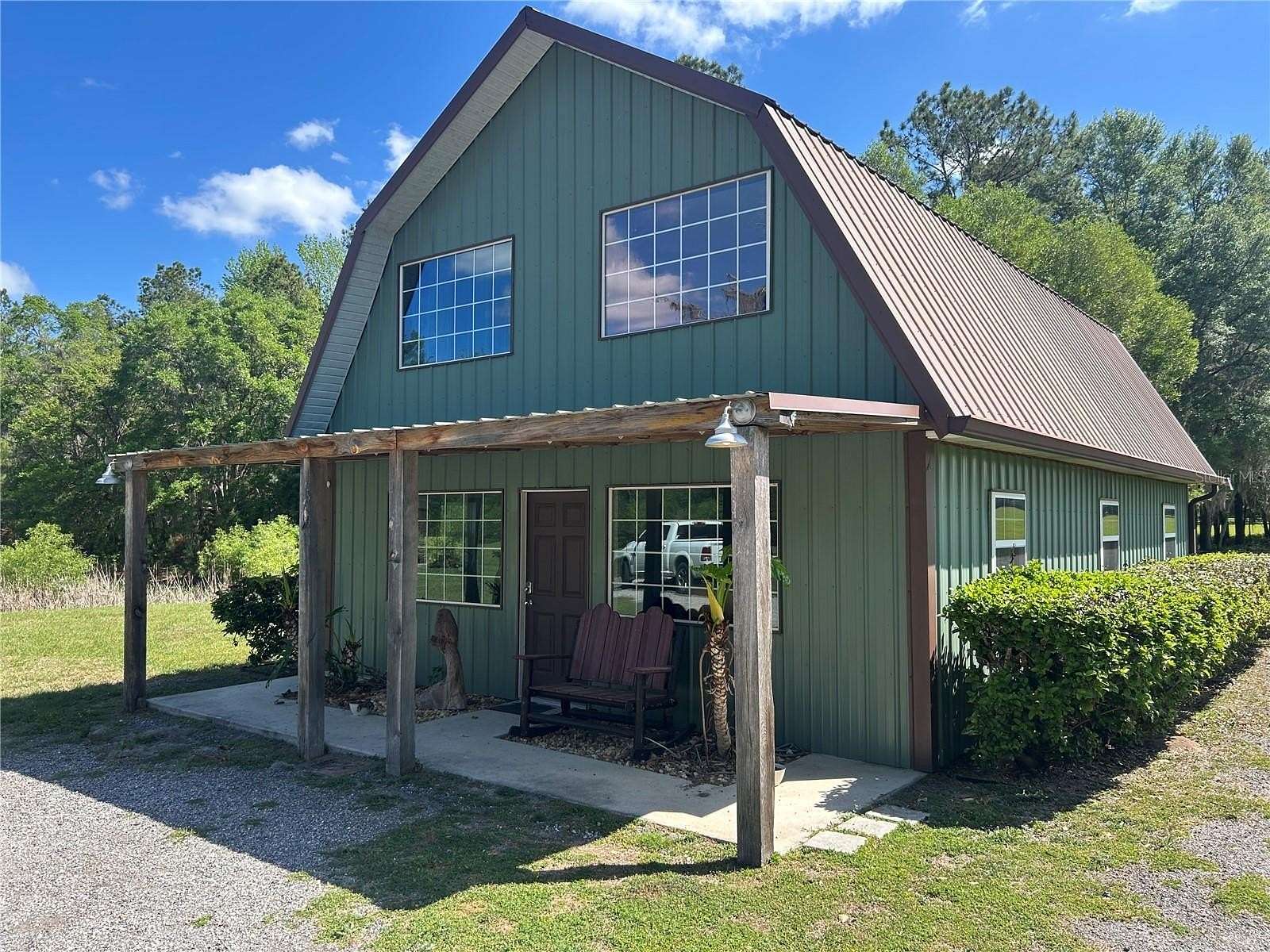 Land with Home for Lease in Reddick, Florida