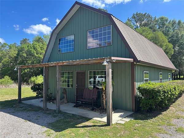 Land with Home for Lease in Reddick, Florida
