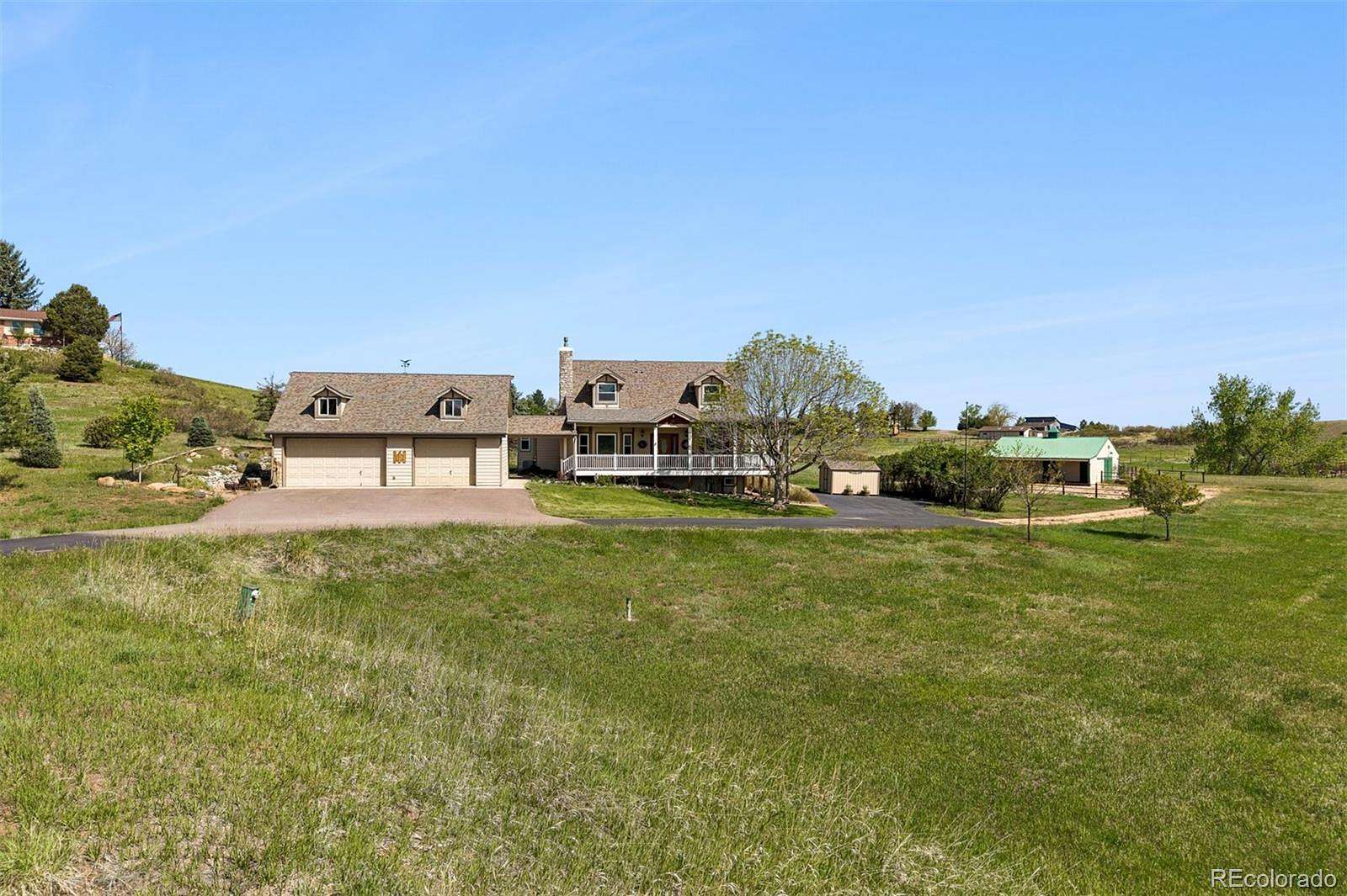 5.2 Acres of Land with Home for Sale in Sedalia, Colorado