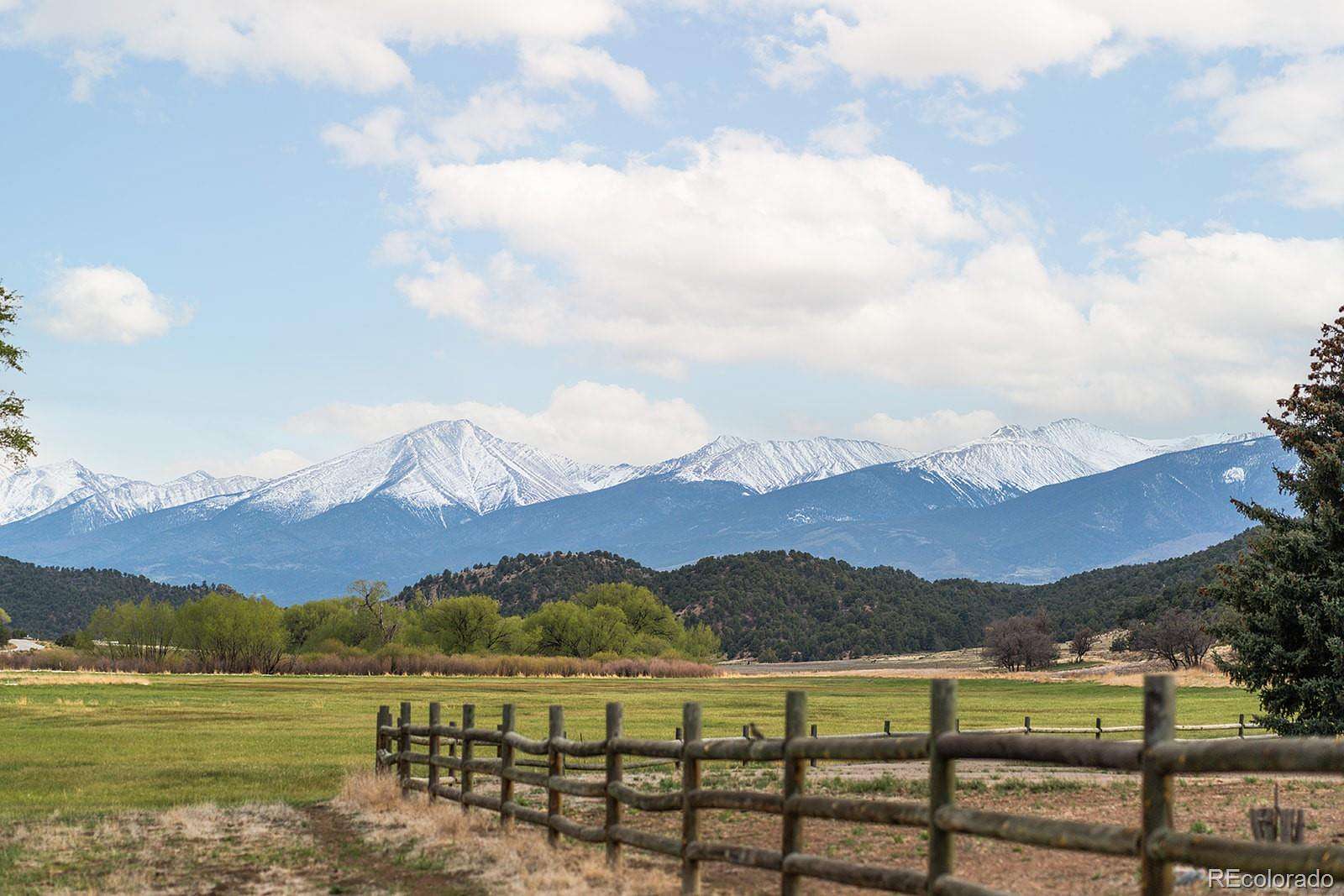 526 Acres of Land with Home for Sale in Cotopaxi, Colorado