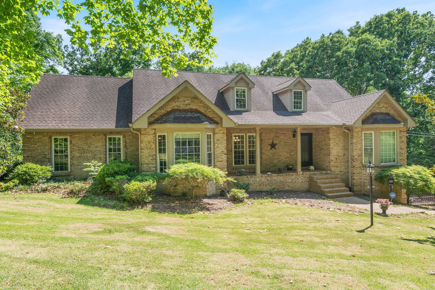 2 Acres of Land with Home for Sale in Dickson, Tennessee