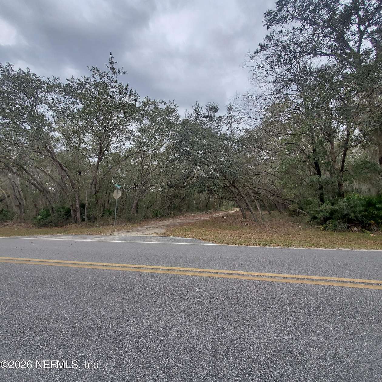 0.88 Acres of Residential Land for Sale in Interlachen, Florida