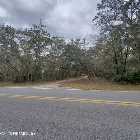 0.88 Acres of Residential Land for Sale in Interlachen, Florida