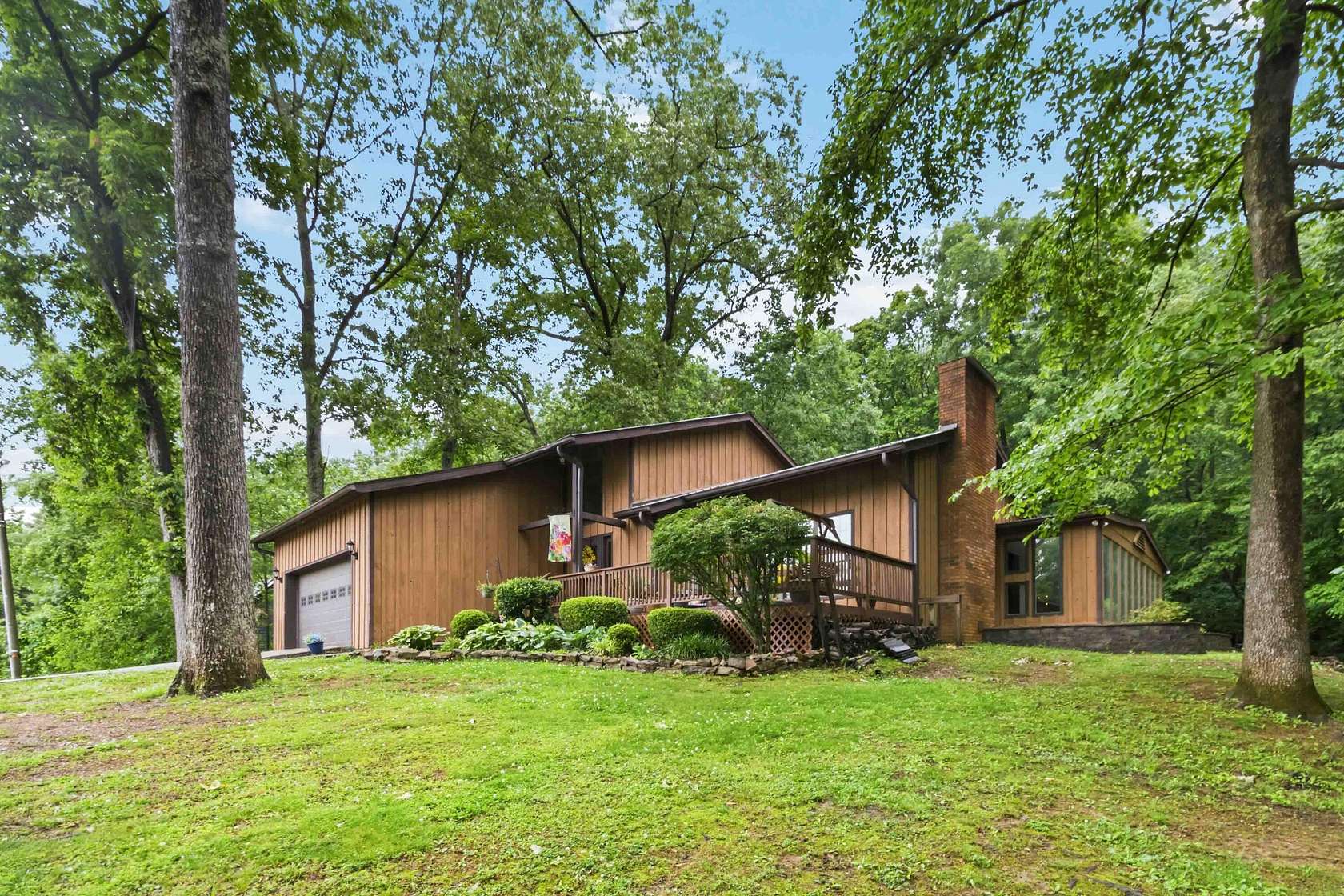 2.13 Acres of Land with Home for Sale in Somerset, Kentucky