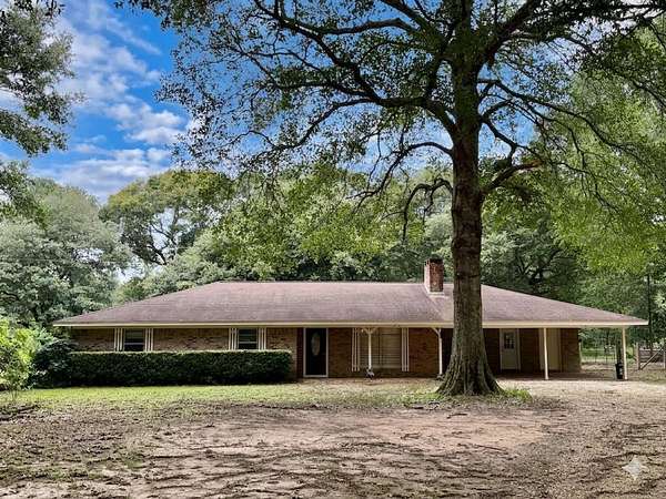 5.5 Acres of Land with Home for Sale in Buna, Texas