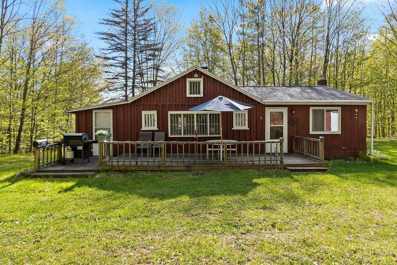 5 Acres of Land with Home for Sale in Athelstane, Wisconsin