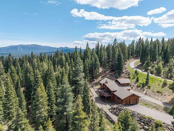7.54 Acres of Land with Home for Sale in Truckee, California