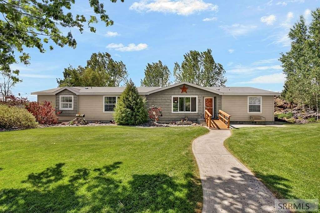 6.6 Acres of Land with Home for Sale in Blackfoot, Idaho
