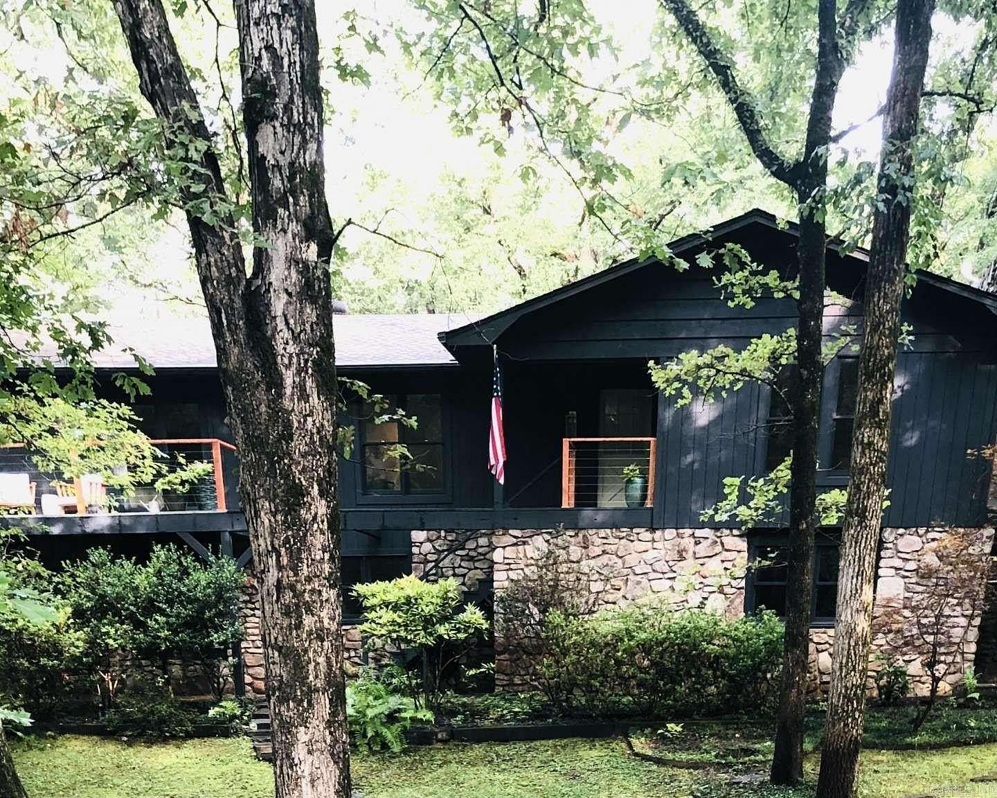 7 Acres of Land with Home for Sale in Little Rock, Arkansas