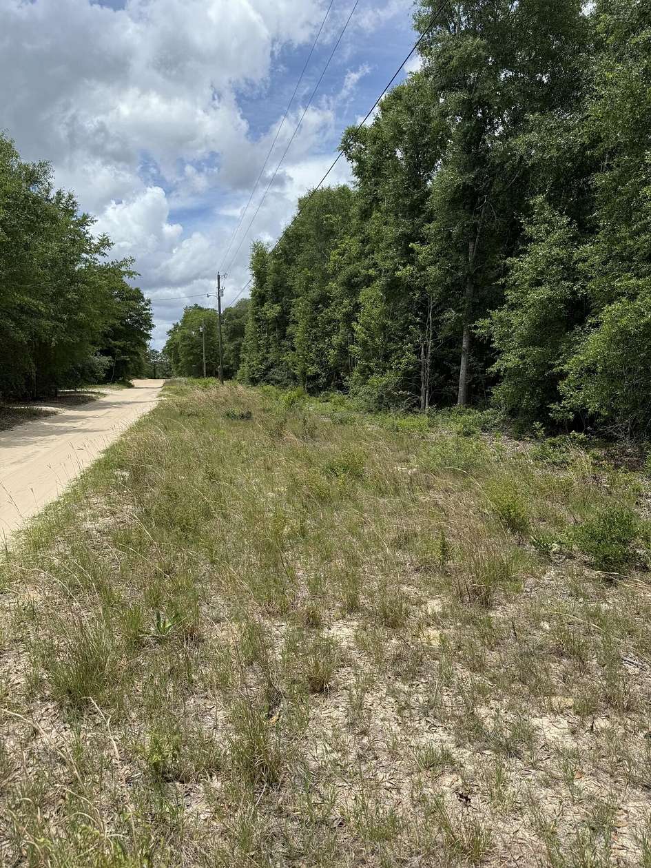3 Acres of Residential Land for Sale in Crestview, Florida