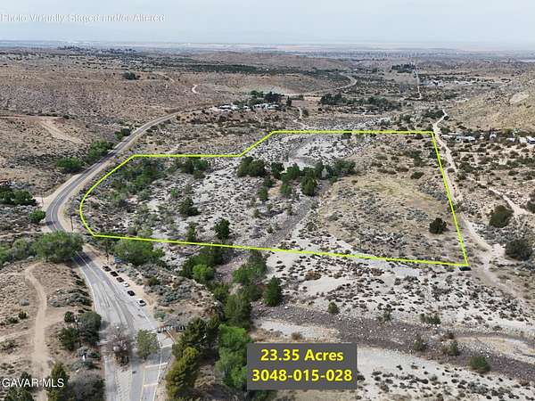 23.4 Acres of Land for Sale in Littlerock, California
