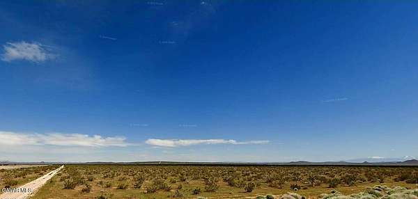 2.5 Acres of Commercial Land for Sale in Mojave, California