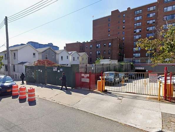 0.07 Acres of Residential Land for Sale in Jamaica, New York