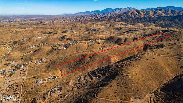 10.2 Acres of Land for Sale in Palmdale, California