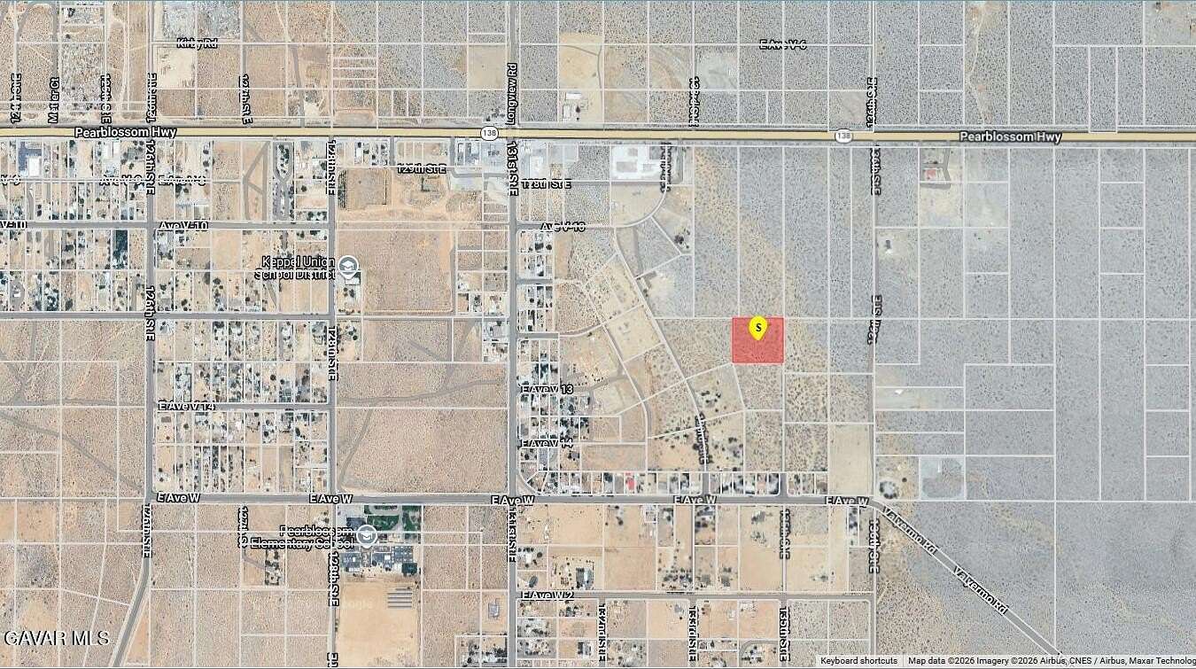 2.72 Acres of Residential Land for Sale in Pearblossom, California