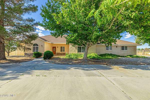 2.13 Acres of Land with Home for Sale in Lancaster, California