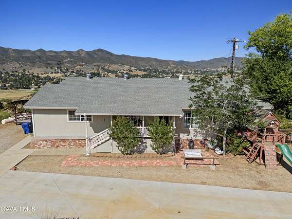 2.47 Acres of Land with Home for Sale in Leona Valley, California