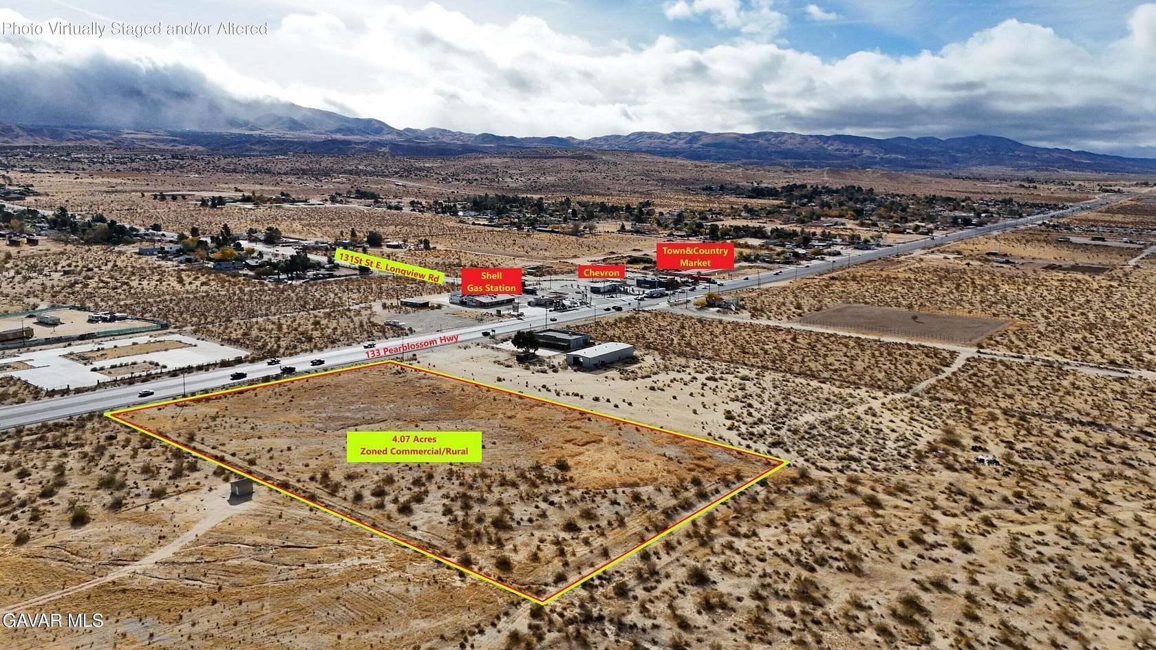 4.33 Acres of Commercial Land for Sale in Pearblossom, California
