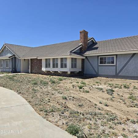 2.25 Acres of Land with Home for Sale in Rosamond, California