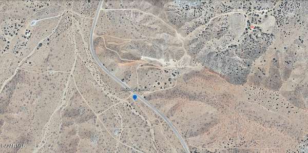 11.4 Acres of Land for Sale in Juniper Hills, California