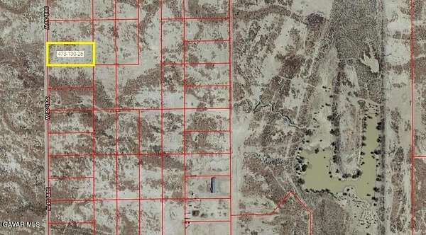 1.25 Acres of Land for Sale in Rosamond, California