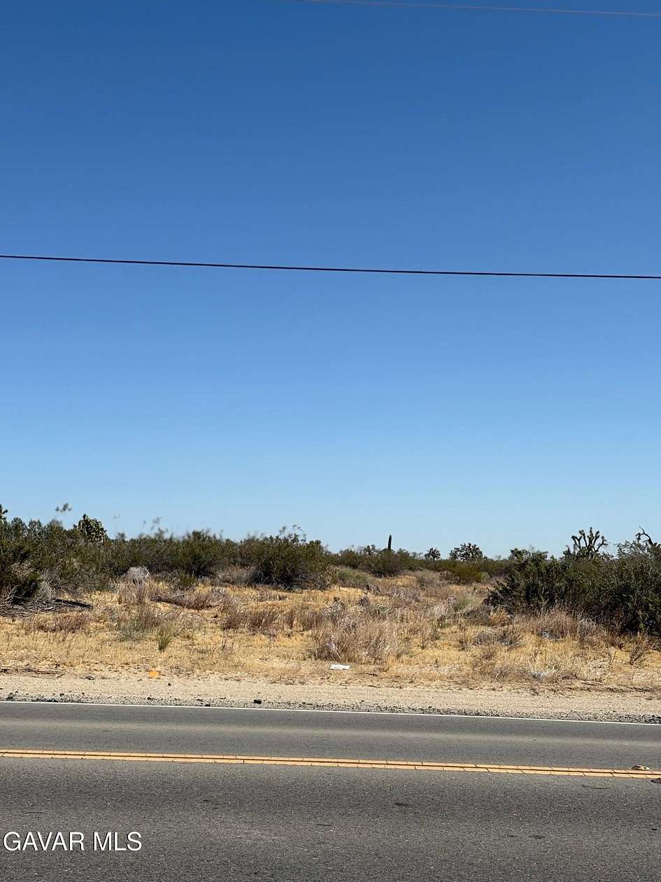 9.69 Acres of Land for Sale in Palmdale, California