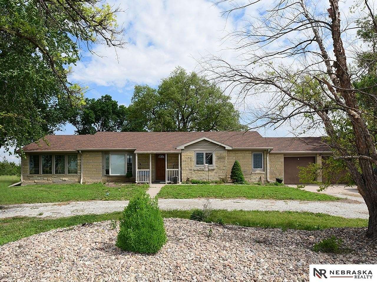4 Acres of Land with Home for Sale in Beaver Crossing, Nebraska