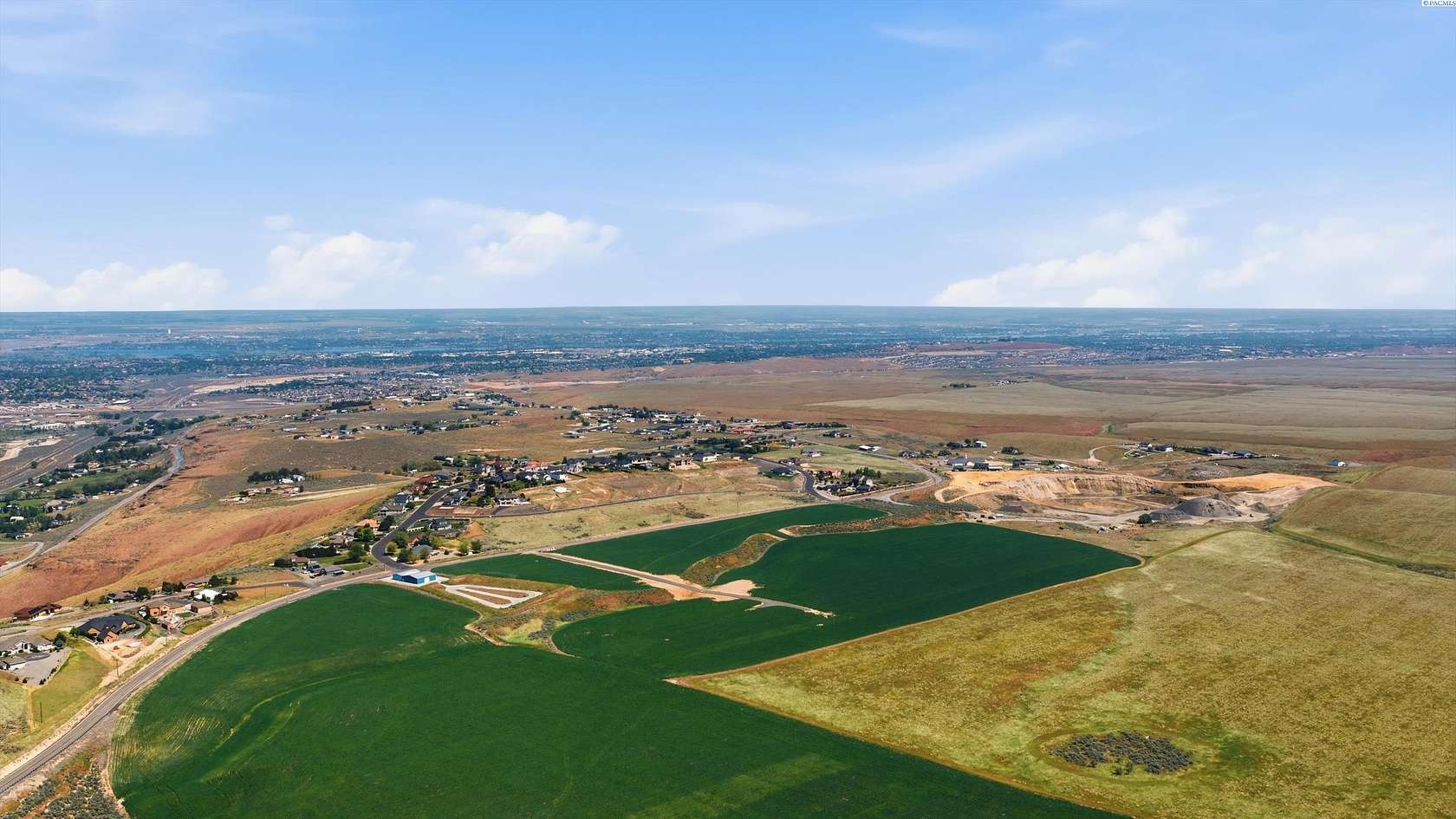 25.5 Acres of Agricultural & Residential Land for Sale in Kennewick, Washington