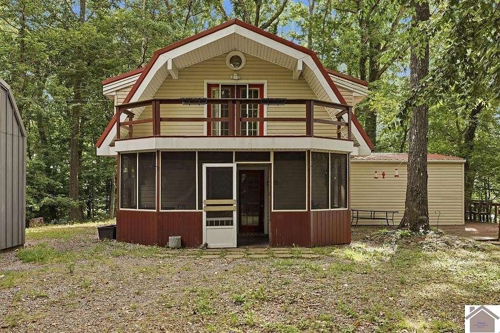 2.89 Acres of Land with Home for Sale in Murray, Kentucky