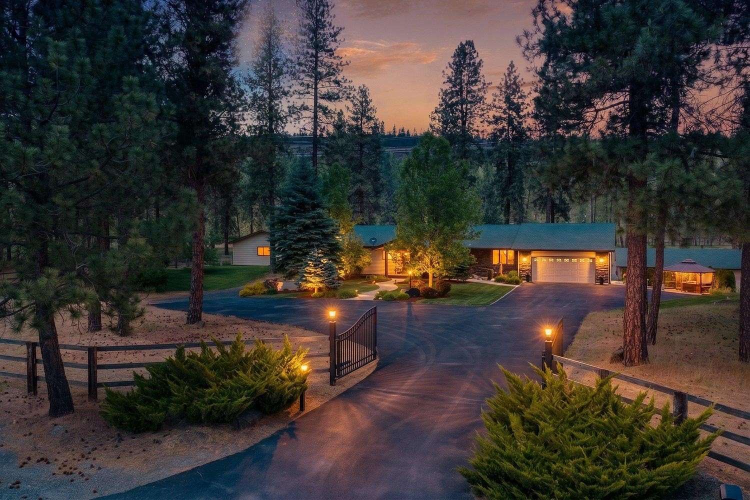 5.32 Acres of Land with Home for Sale in Spokane, Washington