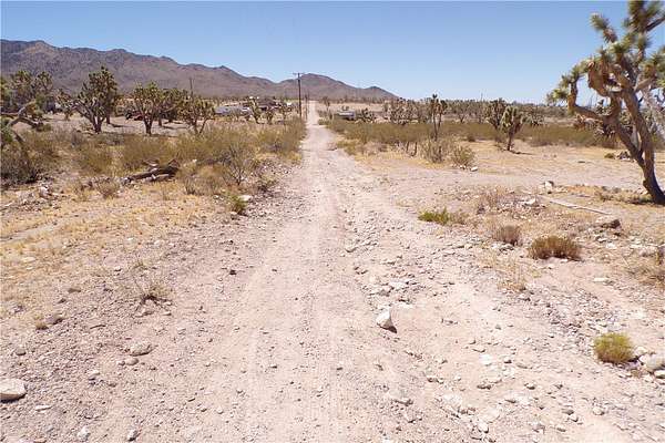 1 Acre of Residential Land for Sale in Dolan Springs, Arizona
